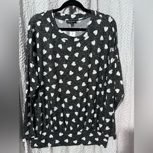 NWT Lane Bryant Grey Sweater Blouse with Hearts Design Size 14/16